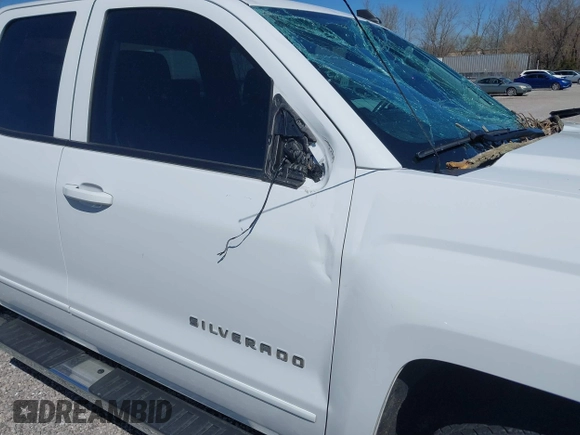 2015 Chevrolet Silverado 1500 LT with VIN 1GCVKREC0FZ200937, listed as a IAAI auction lot 41805994 with 51,706 mi miles. Bid and sale history available at carsss.com. Image 20.