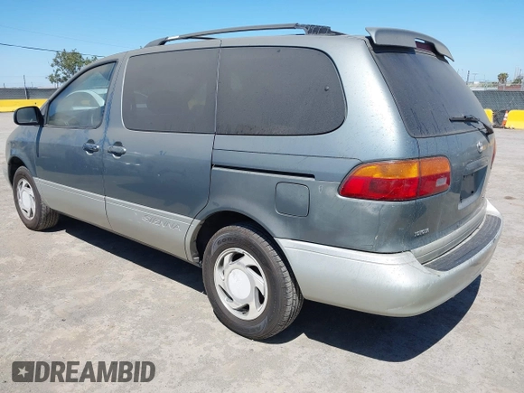 2000 Toyota Sienna LE with VIN 4T3ZF13C2YU293649, listed as a IAAI auction lot 42299543 with 139,504 mi miles and . Bid and sale history available at DreamBid. Image 3.