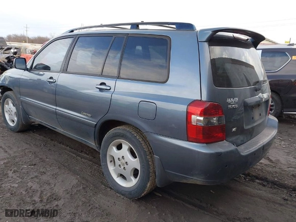 2006 Toyota Highlander w/3rd Row with VIN JTEDP21A860124831, listed as a IAAI auction lot 41670734 with 266,964 mi miles. Bid and sale history available at carsss.com. Image 3.