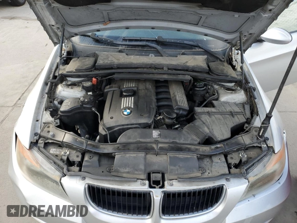 2008 BMW 3 Series 328i with VIN WBAVA37538NL48246, listed as a Copart auction lot 48487765 with 206,920 mi miles and Clean Title. Bid and sale history available at carsss.com. Image 11.