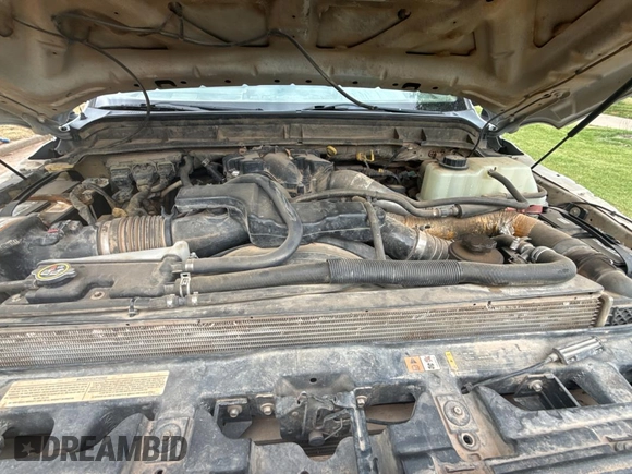2015 Ford F-350 Lariat with VIN 1FT8W3DT5FEA69253, listed as a Copart auction lot 58442895 with 317,670 mi miles and Clean title. Bid and sale history available at DreamBid. Image 7.