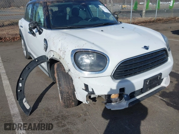 2019 MINI Countryman Cooper with VIN WMZYV5C55K3E05106, listed as a IAAI auction lot 41514627 with 69,399 mi miles. Bid and sale history available at carsss.com. Image 6.
