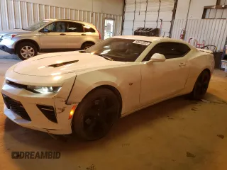 2016 Chevrolet Camaro 2SS with VIN 1G1FH1R75G0188042, listed as a Copart auction lot 68022352 with 33,876 mi miles. Bid and sale history available at carsss.com. Image 1.