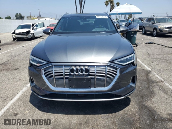 2019 Audi e-tron Prestige with VIN WA1VAAGE9KB008321, listed as a Copart auction lot 60162655 with 36,301 mi miles and Salvage title. Bid and sale history available at DreamBid. Image 5.