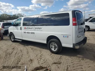 2017 Chevrolet Express Passenger LT with VIN 1GAZGPFF7H1134008, listed as a Copart auction lot 82833454 with 43,877 mi miles and Salvage Title. Bid and sale history available at carsss.com. Image 2.