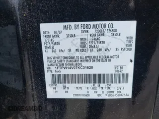 2007 Ford F-150 XLT z VIN 1FTPW14V07KC31620, wystawiony jako IAAI lot #42713583 z przebiegiem 149 129 mil mil oraz . Historia ofert i sprzedaży dostępna na DreamBid. Obrazek 9.