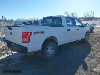 2015 Ford F-150 XLT w/HD Payload Pkg with VIN 1FTFW1EF8FFC07270, listed as a IAAI auction lot 41425948 with 194,107 mi miles. Bid and sale history available at carsss.com. Image 4.