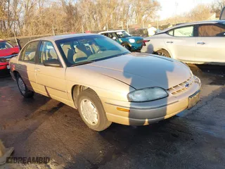 1999 Chevrolet Lumina with VIN 2G1WL52M2X9140025, listed as a IAAI auction lot 41073789 with 178,419 mi miles. Bid and sale history available at carsss.com. Image 1.