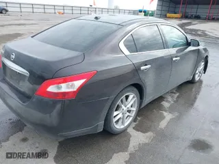 2011 Nissan Maxima 3.5 SV with VIN 1N4AA5AP8BC825866, listed as a IAAI auction lot 41660679 with 149,571 mi miles. Bid and sale history available at carsss.com. Image 4.