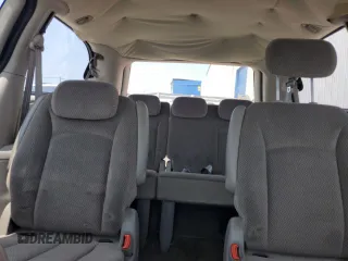 2005 Dodge Caravan SE с VIN 2D4GP24RX5R360598, выставлен на аукционе Copart как лот 60288075 с пробегом 126 609 миль миль и На запчасти • Non repairable. История ставок и продаж доступна на DreamBid. Изображение 10.