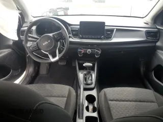 2023 Kia Rio LX z VIN 3KPA24AD1PE604049, wystawiony jako Copart lot #51114275 z przebiegiem 16 325 mil mil oraz Szkoda całkowita • Salvage title. Historia ofert i sprzedaży dostępna na DreamBid. Obrazek 8.