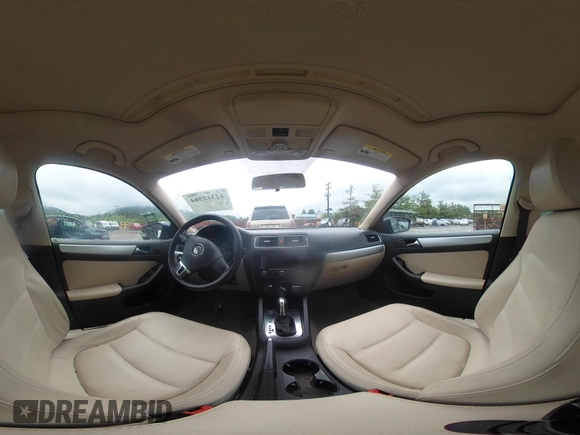 2011 Volkswagen Jetta SEL z VIN 3VWLZ7AJ2BM102447, wystawiony jako IAAI lot #42312584 z przebiegiem 103 392 mil mil oraz . Historia ofert i sprzedaży dostępna na DreamBid. Obrazek 19.