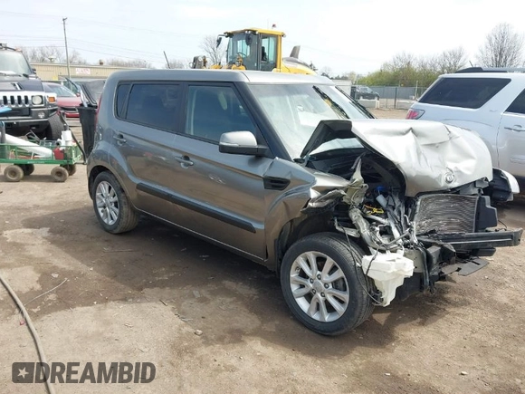 2013 Kia Soul + with VIN KNDJT2A66D7627843, listed as a IAAI auction lot 41961701 with 78,999 mi miles. Bid and sale history available at carsss.com. Image 1.