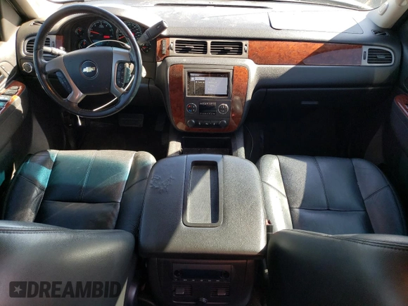 2013 Chevrolet Avalanche LT with VIN 3GNMCFE06DG374853, listed as a Copart auction lot 51301125 with 170,925 mi miles and Salvage Title. Bid and sale history available at DreamBid. Image 8.