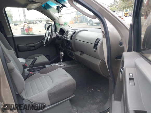 2008 Nissan Xterra X z VIN 5N1AN08W78C510415, wystawiony jako IAAI lot #42204512 z przebiegiem 165 437 mil mil oraz . Historia ofert i sprzedaży dostępna na DreamBid. Obrazek 5.