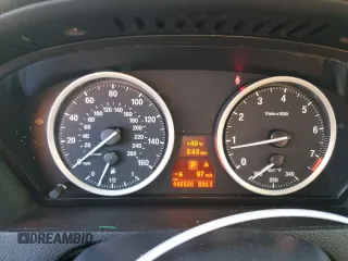 2013 BMW X6 xDrive35i z VIN 5UXFG2C5XDL786031, wystawiony jako Copart lot #42719395 z przebiegiem 95 920 mil mil oraz Szkoda całkowita • Salvage title. Historia ofert i sprzedaży dostępna na DreamBid. Obrazek 9.