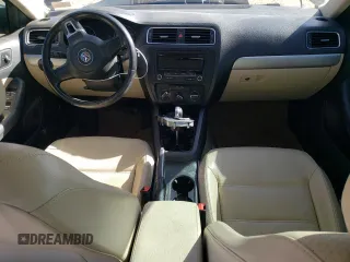 2013 Volkswagen Jetta SE with VIN 3VWDX7AJ3DM451839, listed as a Copart auction lot 49846465 with 120,376 mi miles and Salvage title. Bid and sale history available at DreamBid. Image 8.