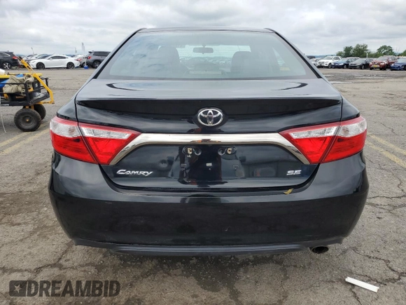 2017 Toyota Camry XLE z VIN 4T1BF1FK0HU685994, wystawiony jako Copart lot #61441595 z przebiegiem 104 703 mil mil oraz Czysty tytuł • Clean title. Historia ofert i sprzedaży dostępna na DreamBid. Obrazek 6.