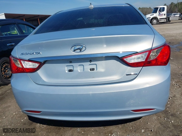 2013 Hyundai Sonata SE with VIN 5NPEC4AC9DH647065, listed as a IAAI auction lot 41636762 with 148,669 mi miles. Bid and sale history available at carsss.com. Image 17.