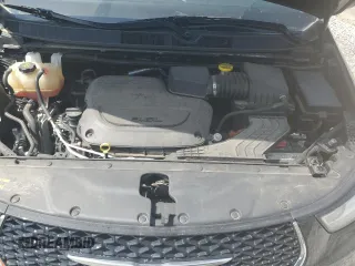 2022 Chrysler Pacifica Touring L with VIN 2C4RC1BG9NR185760, listed as a Copart auction lot 65392665 with 62,162 mi miles and Clean title. Bid and sale history available at DreamBid. Image 12.