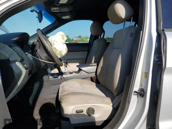 2015 Ford Explorer z VIN 1FM5K7B87FGA31592, wystawiony jako Copart lot #53873135 z przebiegiem 215 858 mil mil oraz Szkoda całkowita • Salvage title. Historia ofert i sprzedaży dostępna na DreamBid. Obrazek 7.