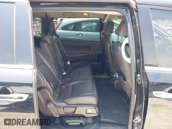 2018 Honda Odyssey Elite z VIN 5FNRL6H91JB109378, wystawiony jako IAAI lot #42270766 z przebiegiem 156 873 mil mil oraz . Historia ofert i sprzedaży dostępna na DreamBid. Obrazek 8.