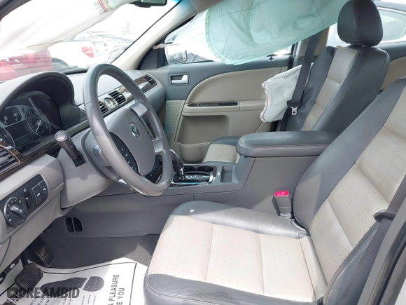 2009 Mercury Sable Premier with VIN 1MEHM42W49G631949, listed as a IAAI auction lot 41867802 with 138,208 mi miles. Bid and sale history available at carsss.com. Image 5.