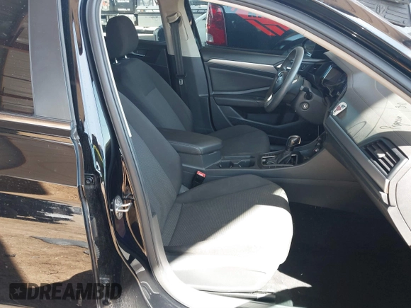 2019 Volkswagen Jetta S with VIN 3VWC57BU0KM116061, listed as a IAAI auction lot 41836784 with 138,918 mi miles and . Bid and sale history available at DreamBid. Image 5.