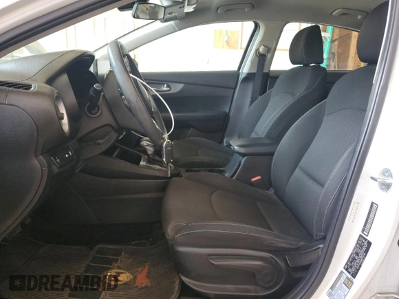 2021 Kia Forte LXS with VIN 3KPF24AD2ME264198, listed as a Copart auction lot 58553735 with 81,153 mi miles and Salvage title. Bid and sale history available at DreamBid. Image 7.