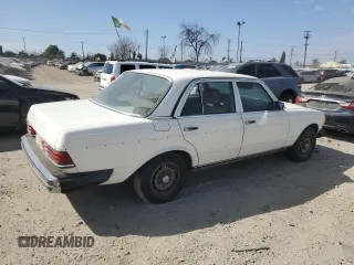1985 Mercedes-Benz 300 with VIN WDBAB33C5FA264693, listed as a Copart auction lot 47318655 with 241,531 mi miles and Clean Title. Bid and sale history available at DreamBid. Image 3.
