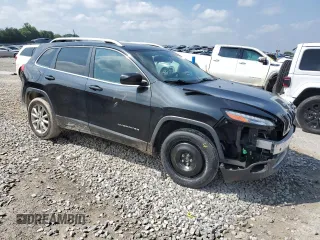 2016 Jeep Cherokee Limited z VIN 1C4PJMDB3GW186879, wystawiony jako Copart lot #59862395 z przebiegiem 178 598 mil mil oraz Szkoda całkowita • Salvage title. Historia ofert i sprzedaży dostępna na DreamBid. Obrazek 4.