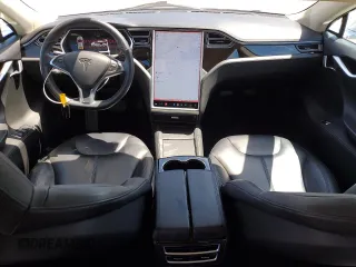 2014 Tesla Model S 60 z VIN 5YJSA1H14EFP36439, wystawiony jako Copart lot #65833035 z przebiegiem 66 090 mil mil oraz Czysty tytuł • Clean title. Historia ofert i sprzedaży dostępna na DreamBid. Obrazek 8.