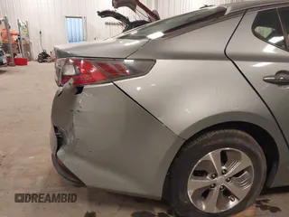 2016 Kia Optima z VIN KNAGM4AD2G5093416, wystawiony jako IAAI lot #41669462 z przebiegiem 104 108 mil mil oraz . Historia ofert i sprzedaży dostępna na DreamBid. Obrazek 6.