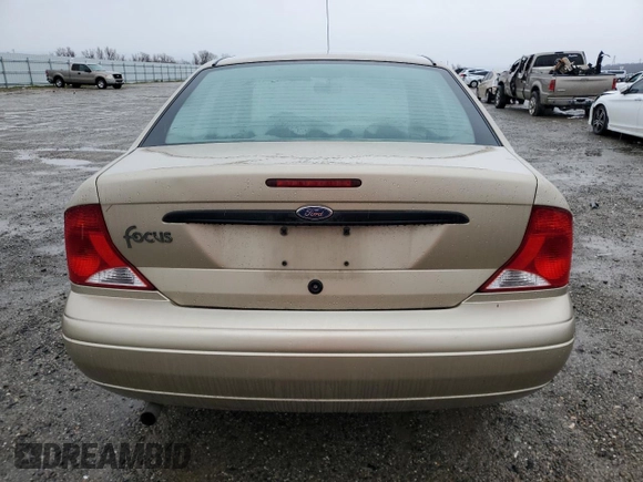 2001 Ford Focus LX with VIN 1FAFP33P51W267171, listed as a Copart auction lot 44200295 with 215,015 mi miles and Salvage Title. Bid and sale history available at carsss.com. Image 6.