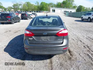 2015 Ford Fiesta SE z VIN 3FADP4BJ7FM158471, wystawiony jako IAAI lot #42090819 z przebiegiem 139 779 mil mil oraz . Historia ofert i sprzedaży dostępna na DreamBid. Obrazek 16.