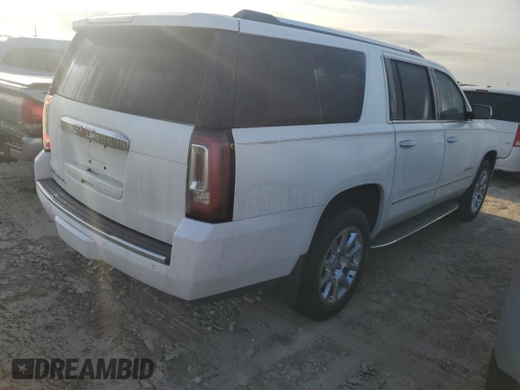 2019 GMC Yukon XL Denali with VIN 1GKS1HKJXKR266431, listed as a Copart auction lot 76197354 with 21,674 mi miles and Non Repairable. Bid and sale history available at carsss.com. Image 3.