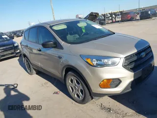 2017 Ford Escape S с VIN 1FMCU0F70HUB79145, выставлен на аукционе IAAI как лот 41734309 с пробегом 77 113 миль миль и . История ставок и продаж доступна на DreamBid. Изображение 1.