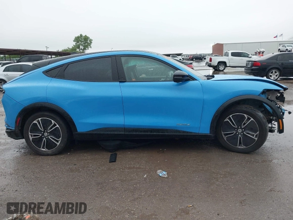 2023 Ford Mustang Mach-E Premium с VIN 3FMTK3R46PMA89994, выставлен на аукционе IAAI как лот 42195947 с пробегом Не указан миль и . История ставок и продаж доступна на DreamBid. Изображение 13.