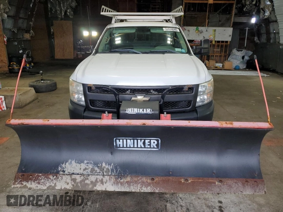 2011 Chevrolet Silverado 1500 Work Truck with VIN 1GCNKPE08BZ429936, listed as a Copart auction lot 55939245 with 106,737 mi miles and Clean Title. Bid and sale history available at DreamBid. Image 5.
