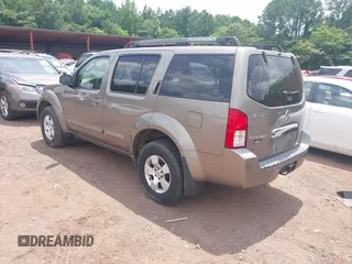 2006 Nissan Pathfinder SE with VIN 5N1AR18U26C642469, listed as a IAAI auction lot 42465897 with 221,356 mi miles and . Bid and sale history available at DreamBid. Image 3.