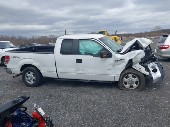 2011 Ford F-150 XL with VIN 1FTFX1EF9BFB66042, listed as a IAAI auction lot 41737757 with 181,384 mi miles and . Bid and sale history available at carsss.com. Image 13.
