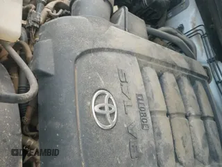 2018 Toyota Tundra SR5 с VIN 5TFDW5F18JX760859, выставлен на аукционе IAAI как лот 42204960 с пробегом 262 057 миль миль и . История ставок и продаж доступна на DreamBid. Изображение 19.