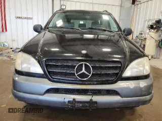 1999 Mercedes-Benz M-Class with VIN 4JGAB54EXXA089660, listed as a Copart auction lot 84007244 with 236,767 mi miles and Non Repairable. Bid and sale history available at carsss.com. Image 5.