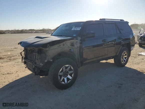 2022 Toyota 4Runner TRD Off Road with VIN JTEPU5JR6N6061382, listed as a Copart auction lot 43315275 with 73,195 mi miles and Salvage Title. Bid and sale history available at carsss.com. Image 1.
