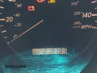 2004 Lexus RX 330 z VIN JTJHA31U840039134, wystawiony jako IAAI lot #42340503 z przebiegiem 219 397 mil mil oraz . Historia ofert i sprzedaży dostępna na DreamBid. Obrazek 15.