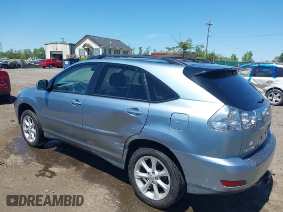2008 Lexus RX with VIN 2T2HK31U28C057037, listed as a IAAI auction lot 42134779 with 191,968 mi miles. Bid and sale history available at carsss.com. Image 3.