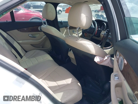 2015 Mercedes-Benz C-Class C 300 Luxury with VIN 55SWF4KB5FU026651, listed as a IAAI auction lot 41892311 with 101,285 mi miles. Bid and sale history available at carsss.com. Image 8.