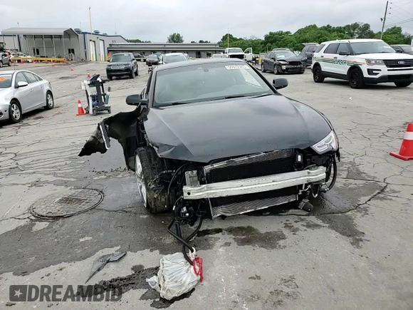 2014 Audi RS 5 z VIN WUAC6AFR4EA900833, wystawiony jako Copart lot #55972465 z przebiegiem Nie podano mil oraz Szkoda całkowita • Salvage title. Historia ofert i sprzedaży dostępna na DreamBid. Obrazek 14.
