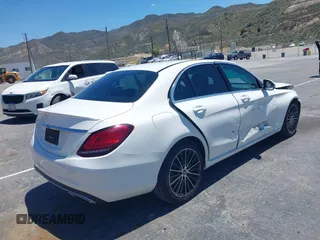 2019 Mercedes-Benz C 300 с VIN 55SWF8DB4KU294346, выставлен на аукционе IAAI как лот 42215950 с пробегом 81 881 миль миль и . История ставок и продаж доступна на DreamBid. Изображение 4.