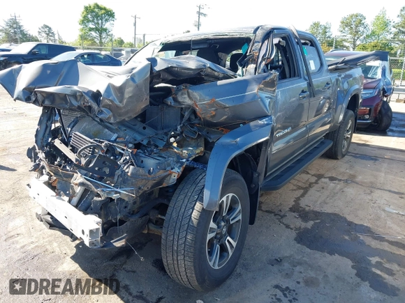 2017 Toyota Tacoma SR5 with VIN 3TMDZ5BN8HM030014, listed as a IAAI auction lot 42044102 with Not provided miles and . Bid and sale history available at DreamBid. Image 17.